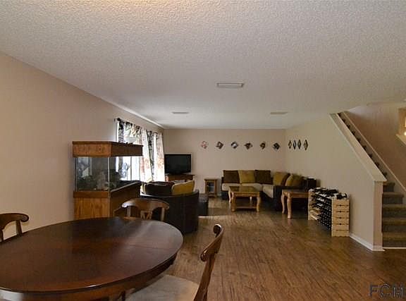 5th image of 158 London Dr