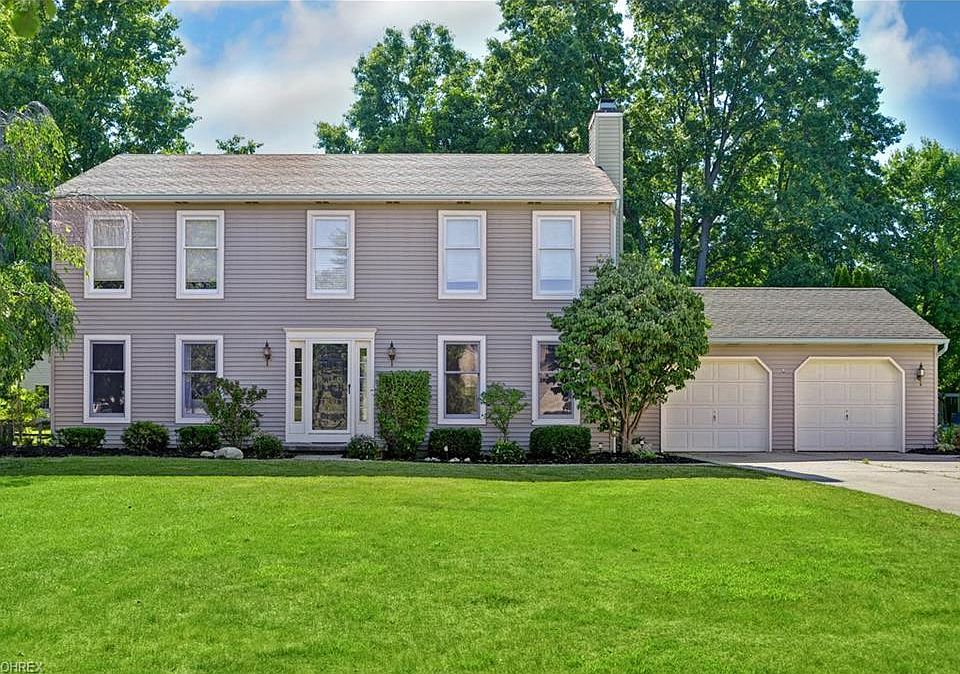 1st image of 32220 Cambridge Cir