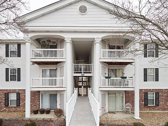 3rd image of 16518 Victoria Crossing Dr Unit I