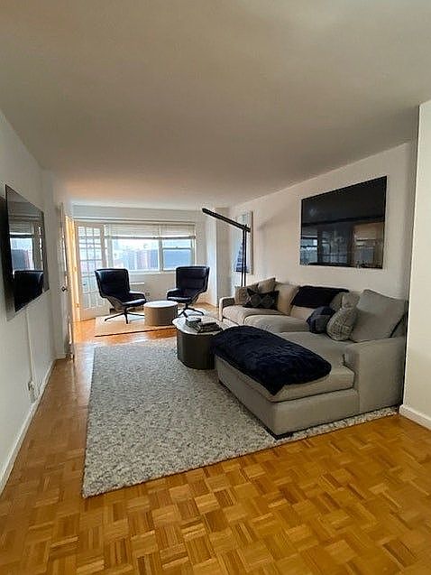 1st image of 15 Charles St APT 8B