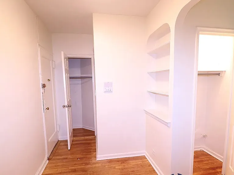 65-09 99th St #5L — Photo 4