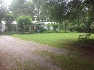 827 Christian Rd, Crossville, TN 38572