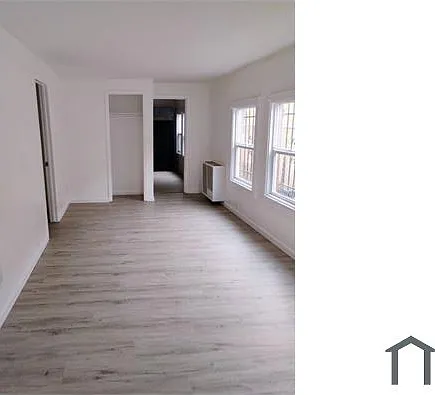 934 72nd Ave #A — Photo 5