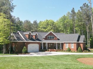 3143 Oak Leaf Dr, Rocky Mount, NC 27804