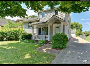 557 W Belden Ave, Elmhurst, IL 60126
