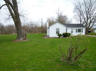 806 N Ridge Rd, McHenry, IL 60050