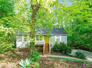 208 Halehaven Dr, Douglasville, GA 30134