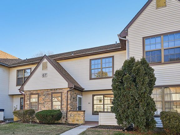 3rd image of 3411 Juniper Ct #3411