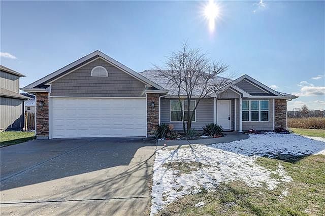 31809 W 170th Ter, Gardner, KS 66030, MLS# 2443550