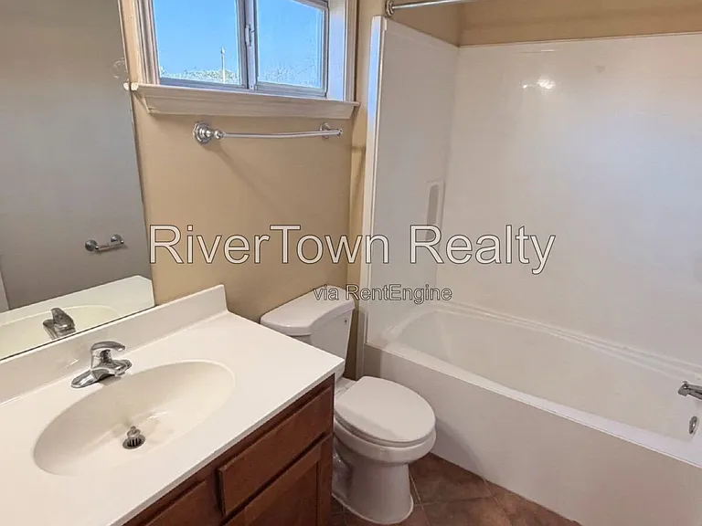 645 Gookin Pl #201 — Photo 8