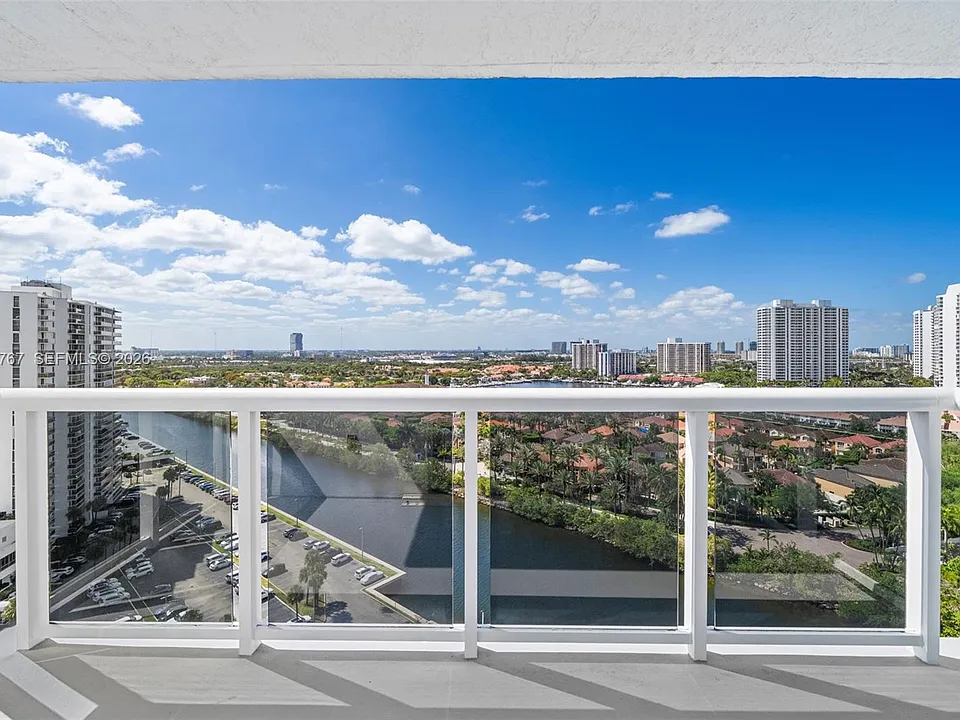 20505 E Country Club Dr #1938