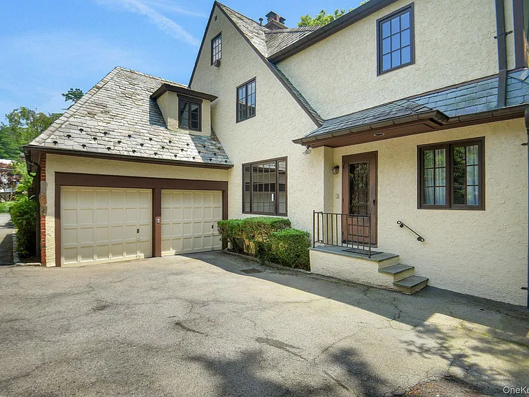 46 Fenimore Rd — Photo 6