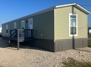 1119 Grubbs Rd, Sealy, TX 77474