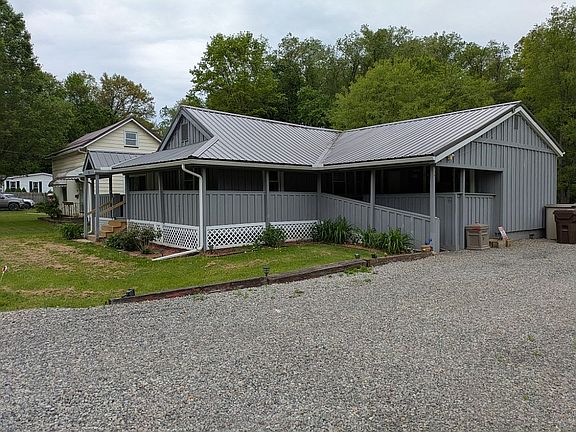 3rd image of 331 Home St