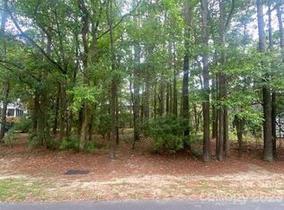 910 Cedar Dr #141, Kill Devil Hills, NC 27948