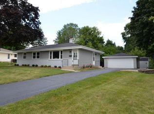 6308 W Fairlane Ave, Brown Deer, WI 53223