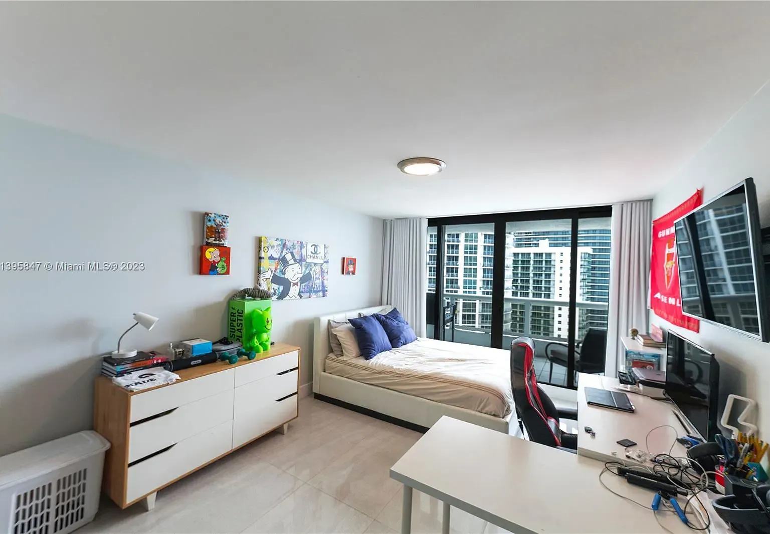 3 bed, 1602 sqft, $5,800 — Photo 4