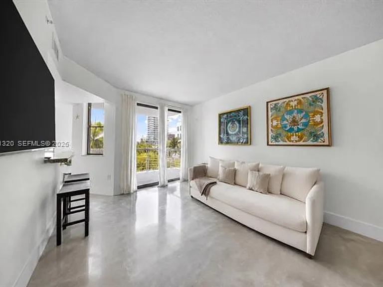 110 Washington Ave #CU-2505 — Photo 4