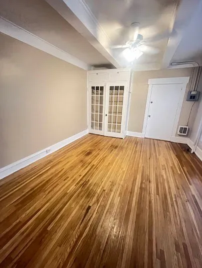 Westminster Apartments — Photo 4