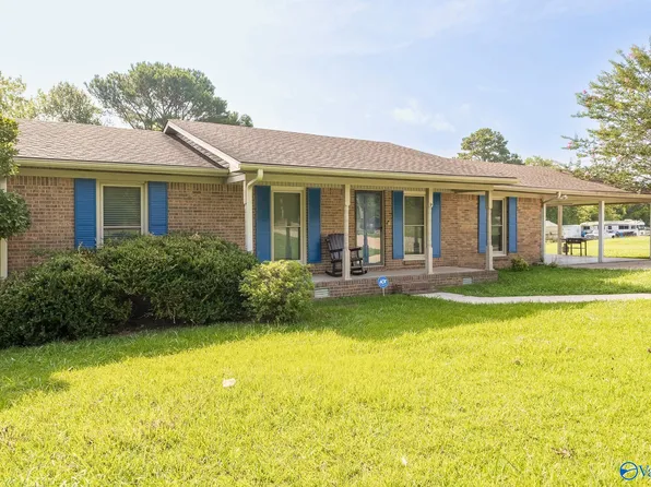 1728 County Road 327, Danville, AL 35619