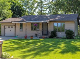 508 Center St, Deerfield, WI 53531