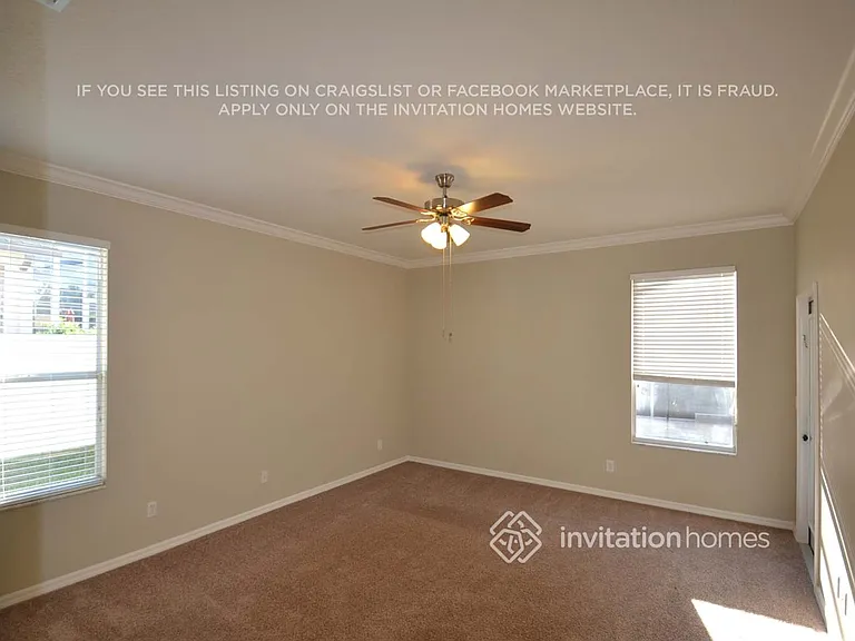 3410 Eastmonte Dr — Photo 9