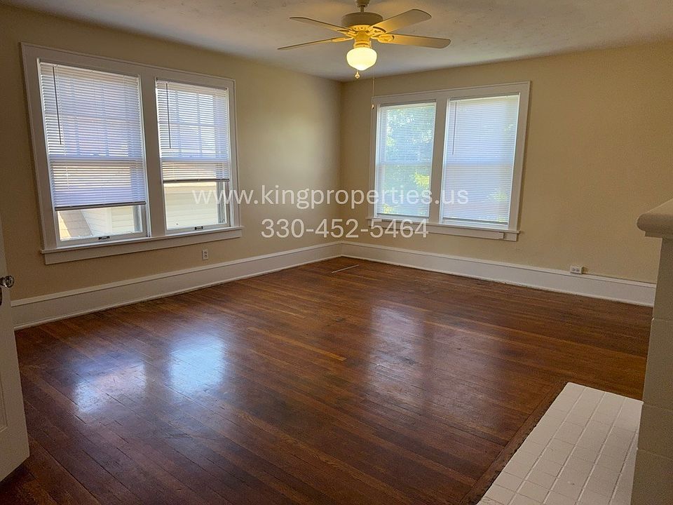 1st image of 1749 Market Ave N