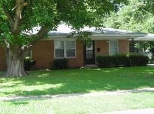 1707 Belmoor Dr, Pine Bluff, AR 71601