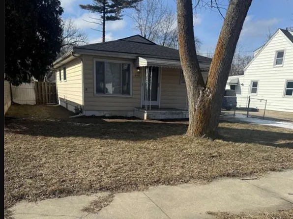 12107 Centralia, Redford, MI 48239