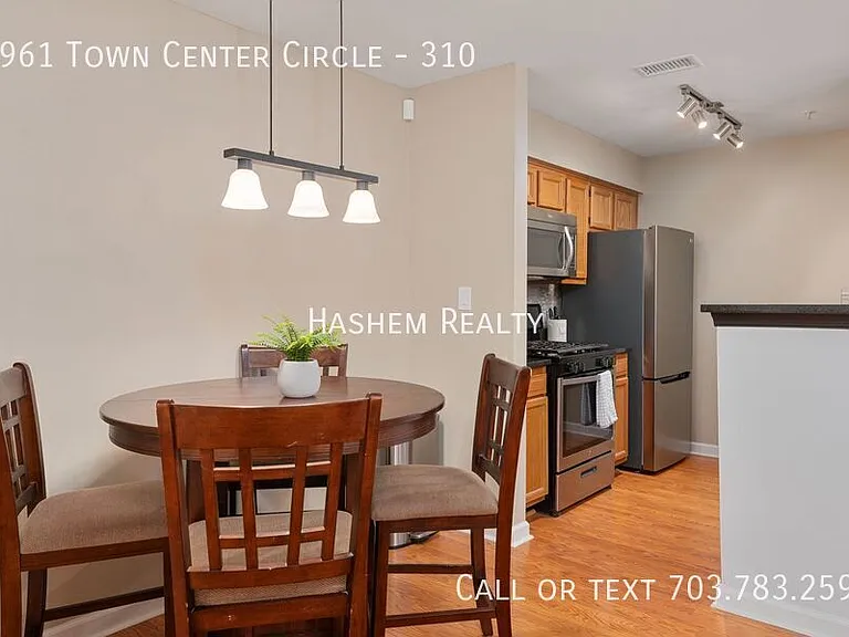 8961 Town Center Cir #310 — Photo 7