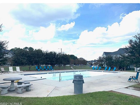 2nd image of 112 Breezewood Dr APT D