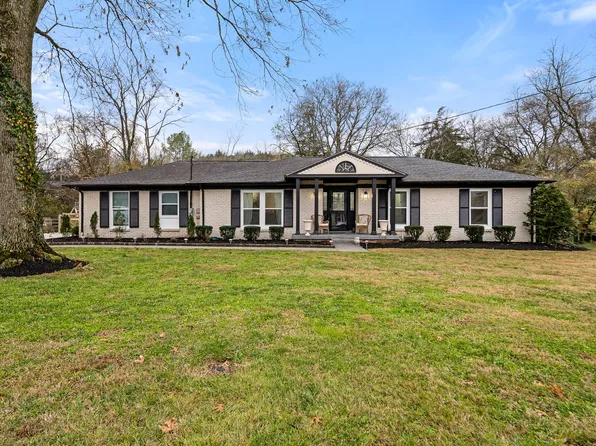 1013 Chapel Ct, Franklin, TN 37069