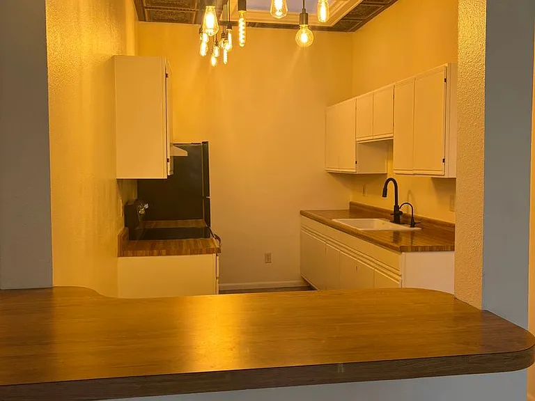 128 S 5th St #MB-4 — Photo 11