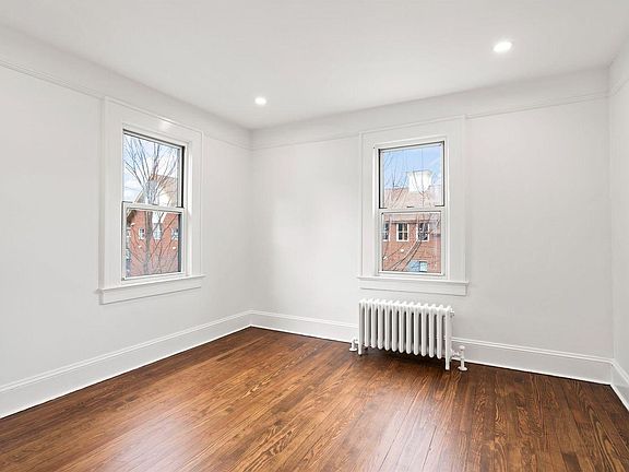 4th image of 24 Park Ave #B