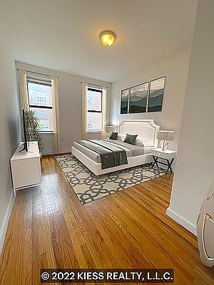 5th image of 647 W 174th St APT 4G