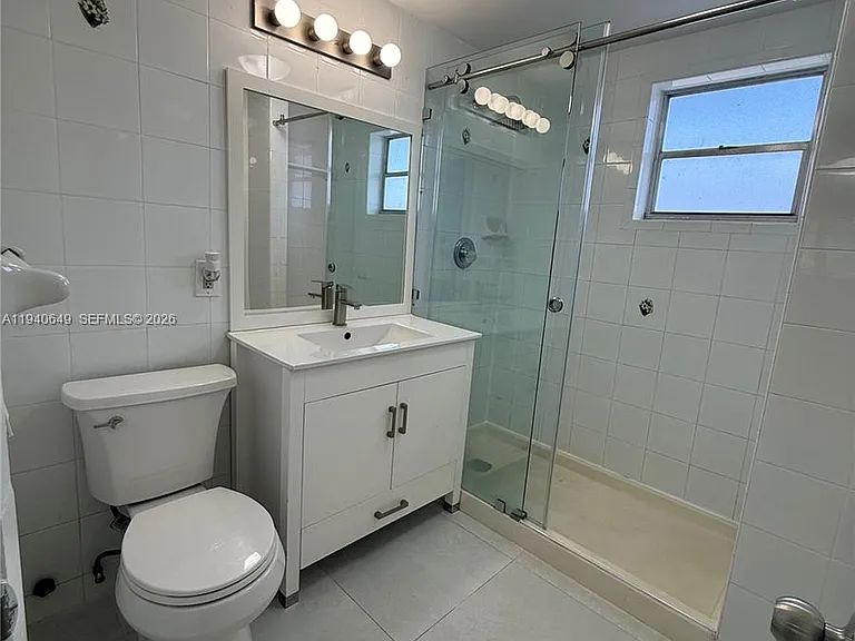20 SW 108th Ave #7-F — Photo 5