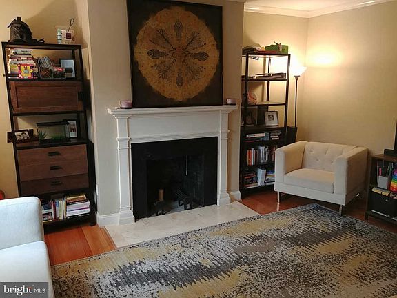 5th image of 1115 Powhatan St