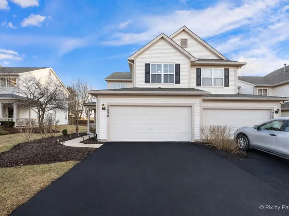 2958 Langston Cir #2958, Saint Charles, IL 60175