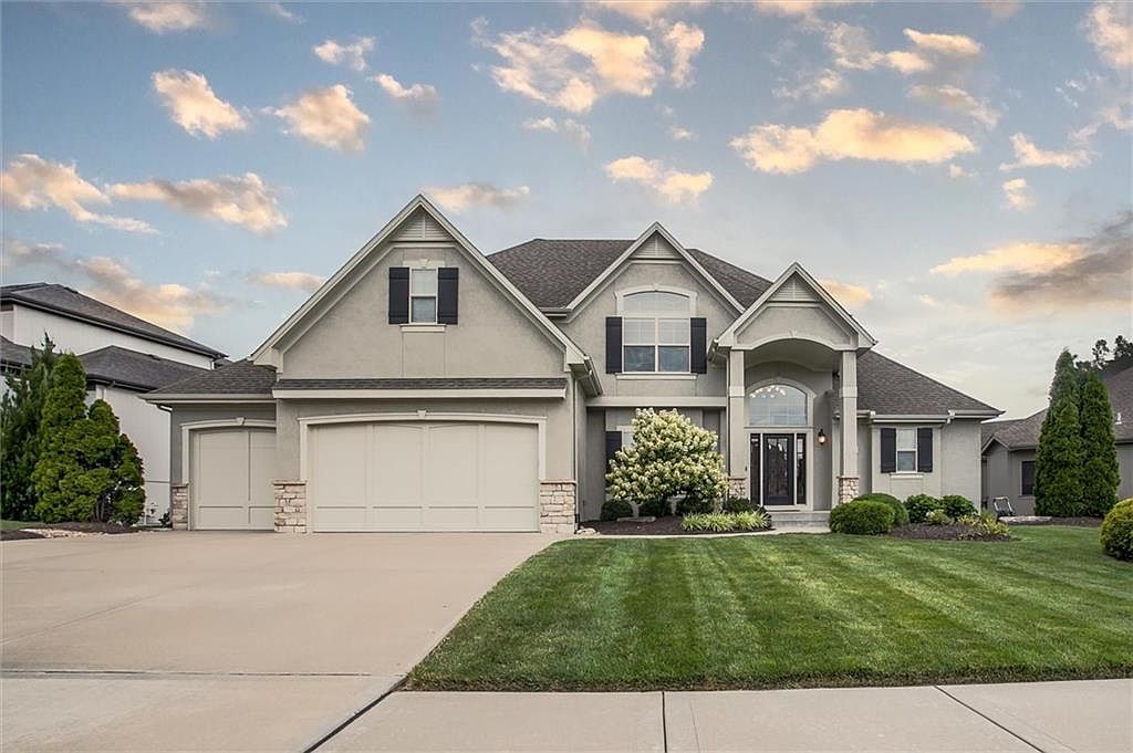 1708 NE Woodland Shores Ct, Lees Summit, MO 64086 | Zillow