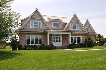 2nd image of 110 Summerfield Ln