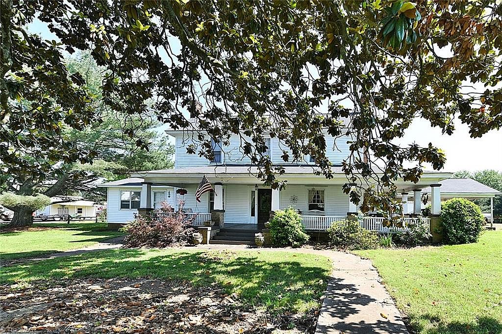 313 W Main St, East Bend, NC 27018 Zillow