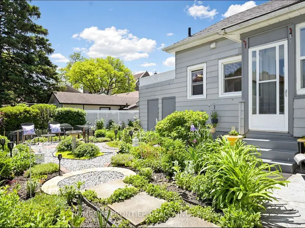 81 Richmond St, Brantford, ON N3T 3Y7