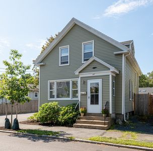 43 Irving St, Salem, MA, 01970