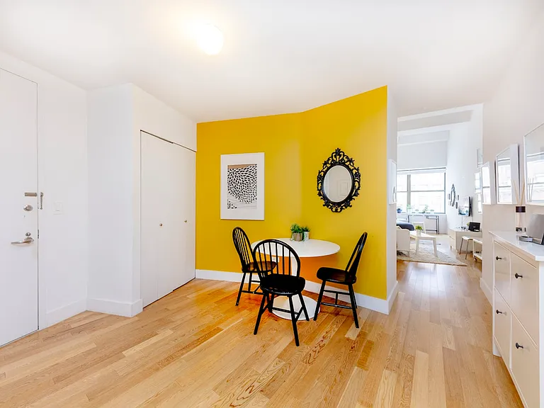 99 John St #1225 — Photo 3