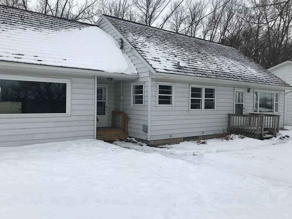 1st image of 111 Lillian Dr