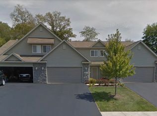 525 Mill Ridge Dr, Byron, IL 61010