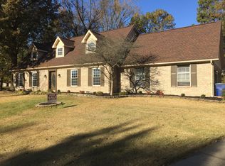 5600 Sherwood Ct, Newburgh, IN 47630