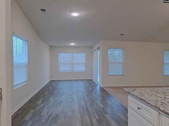 4th image of 202 Sundew Rd