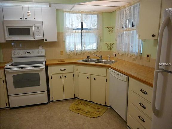 4th image of 750 Royal Palm Ave