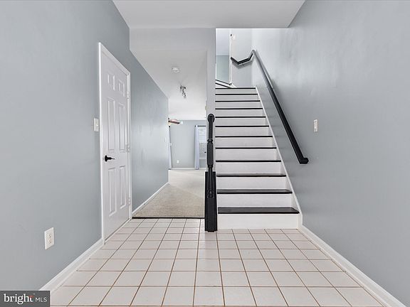 4th image of 25328 Ashbury Dr